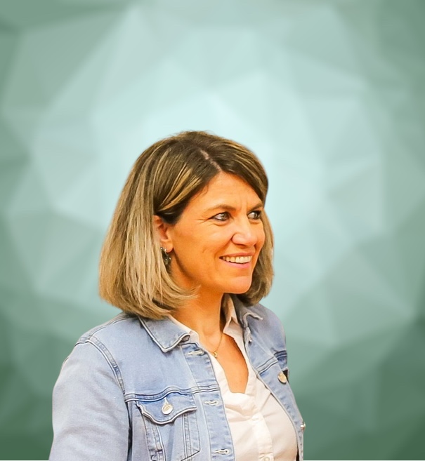 Anne Lise Terrail - dhier a demain - renovation de meubles